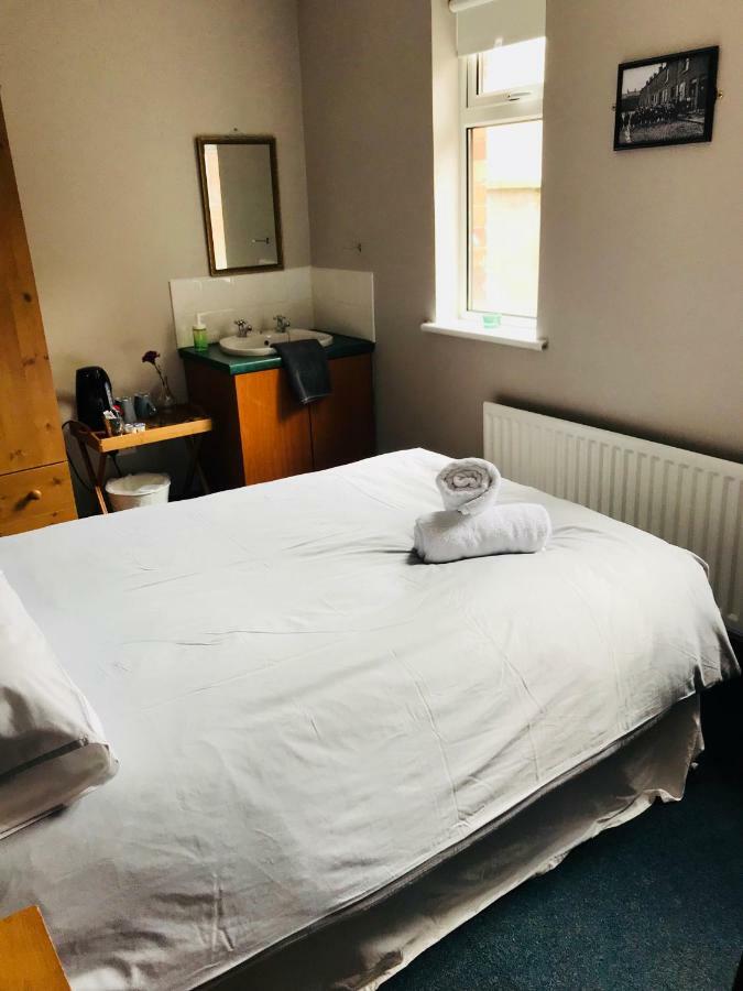 Lwr Ormeau Guest House Belfast Bagian luar foto